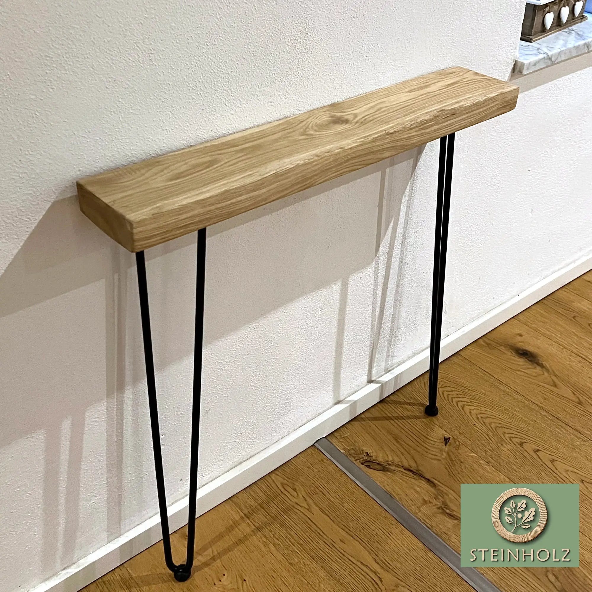Konsolentisch aus massiver Eiche mit Haarnadelbeinen – Robustes Design trifft Stil steinholz