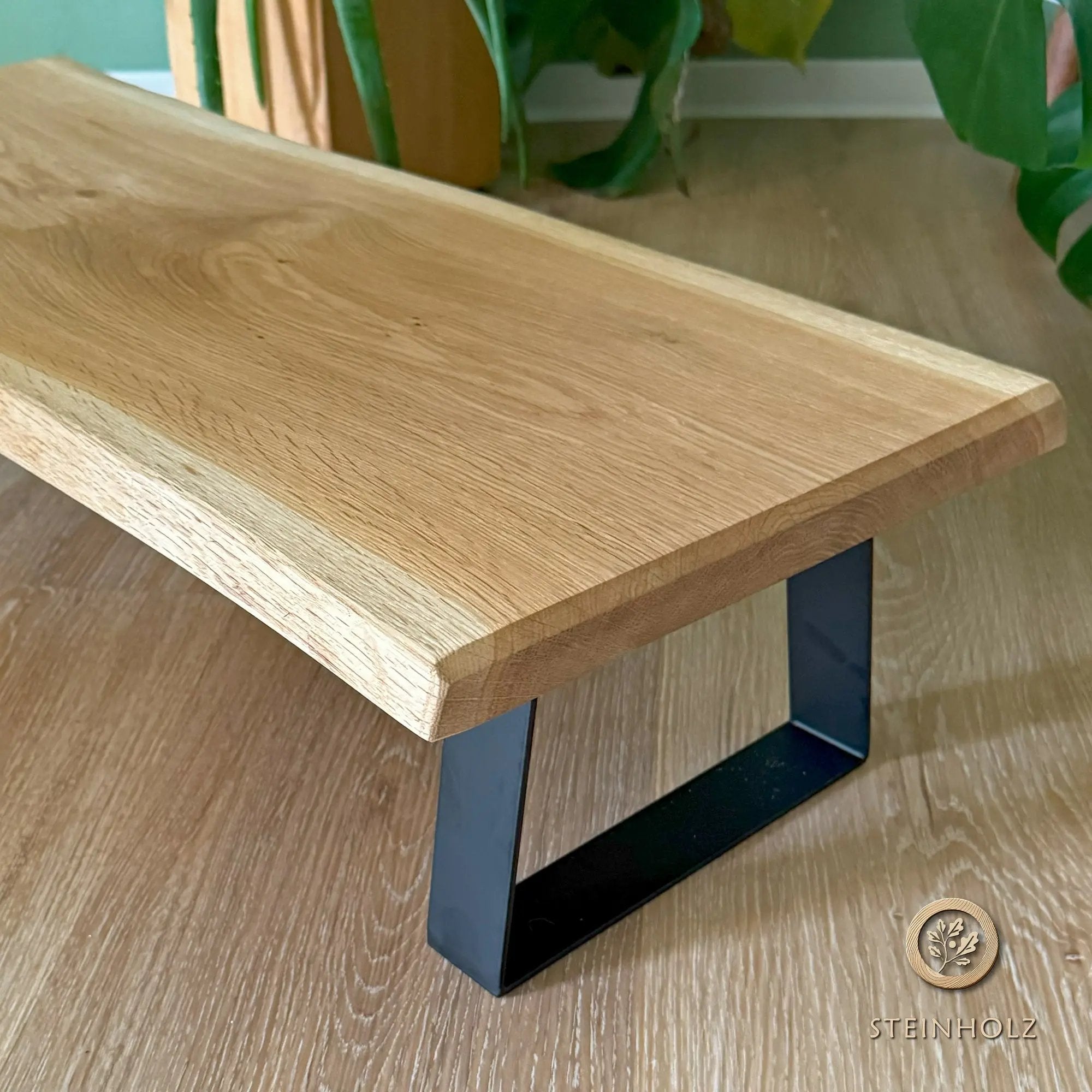 Blumenbank aus massiver Eiche mit Baumkante, geölt & handgefertigt für Pflanzen  Steinholz