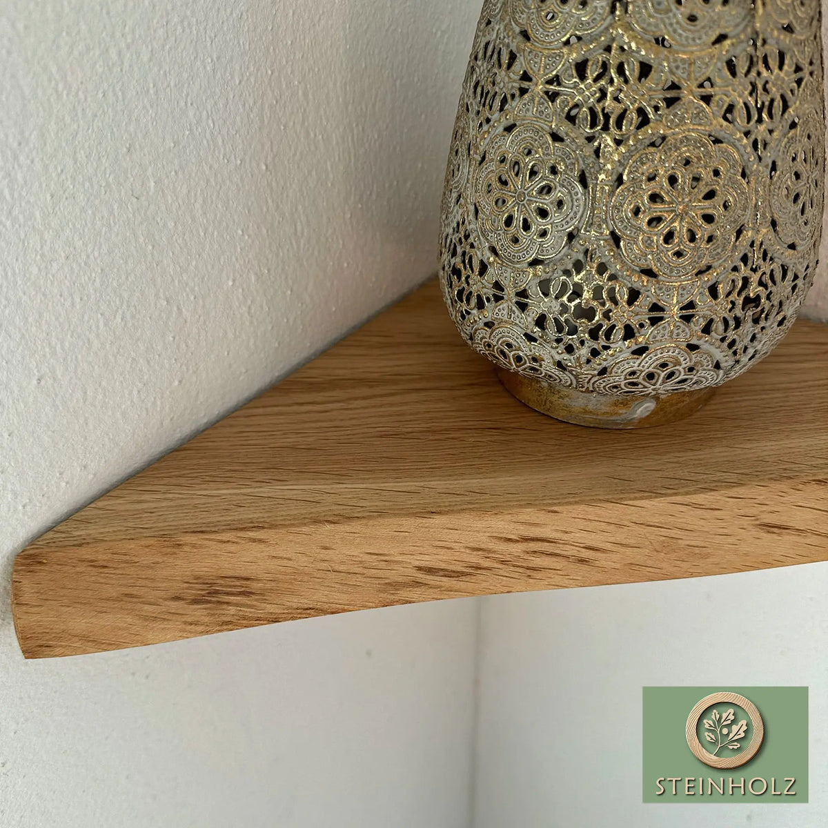 Corner shelf made of solid oak with tree edge – Natural Design for stylish corners