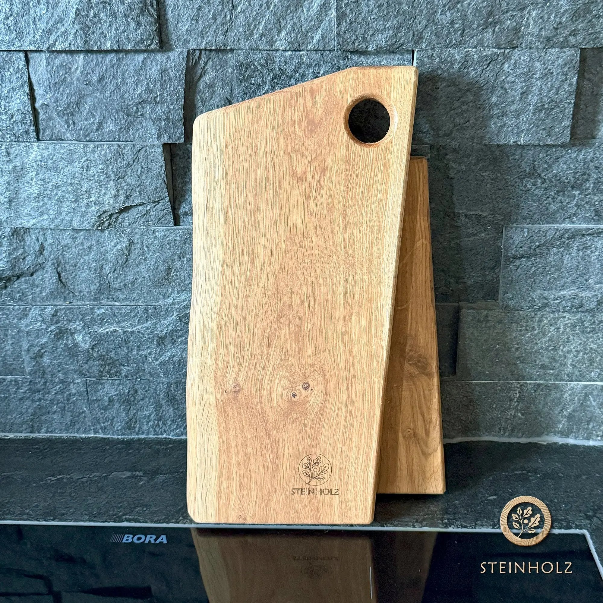 Schneidebrett aus Eiche mit Baumkante – Robust, stilvoll und einzigartig  Steinholz
