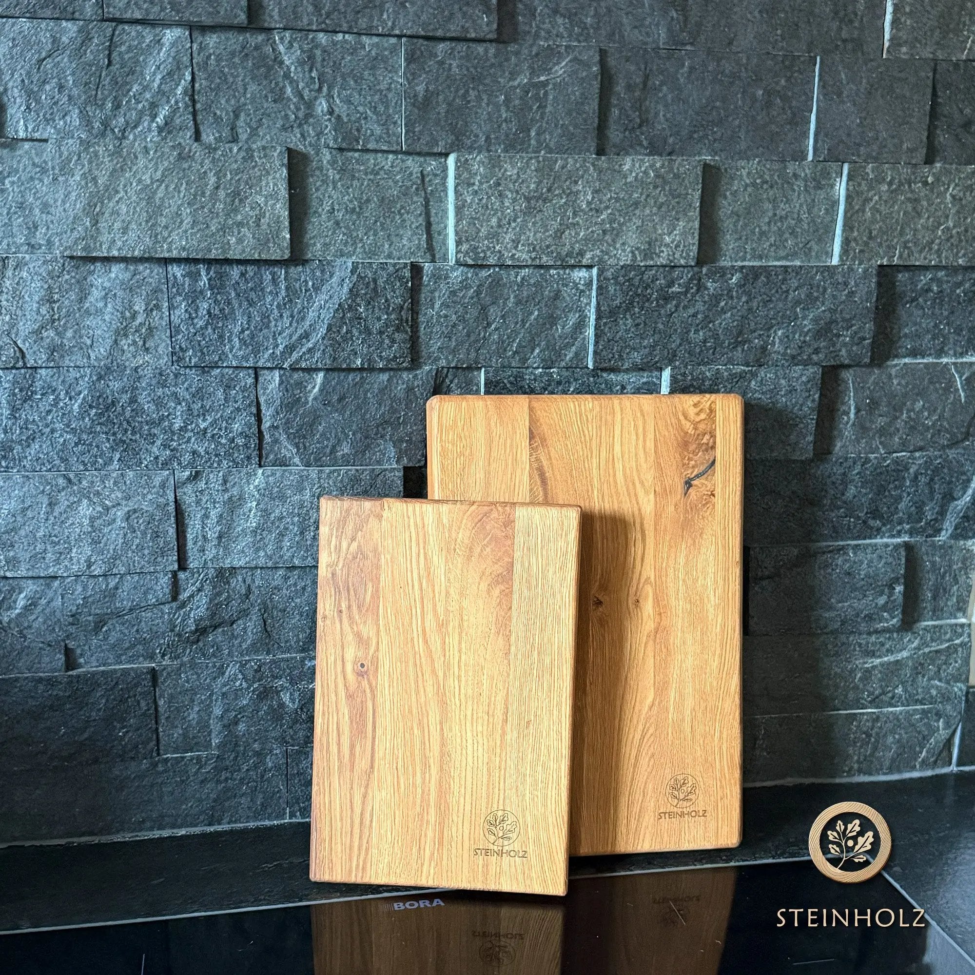 Schneidebrett aus Eiche mit Baumkante – Robust, stilvoll und einzigartig  Steinholz