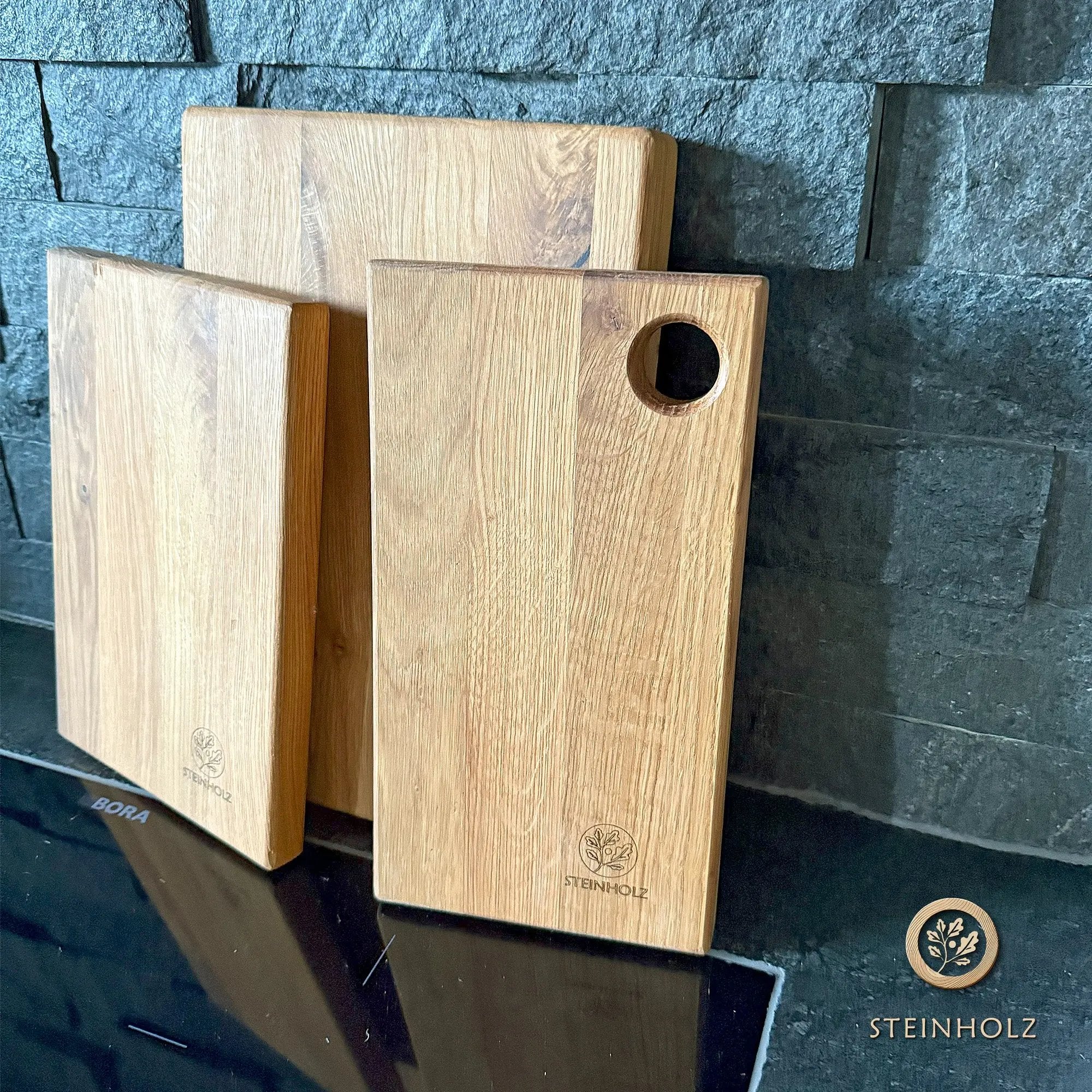 Schneidebrett aus Eiche mit Baumkante – Robust, stilvoll und einzigartig  Steinholz